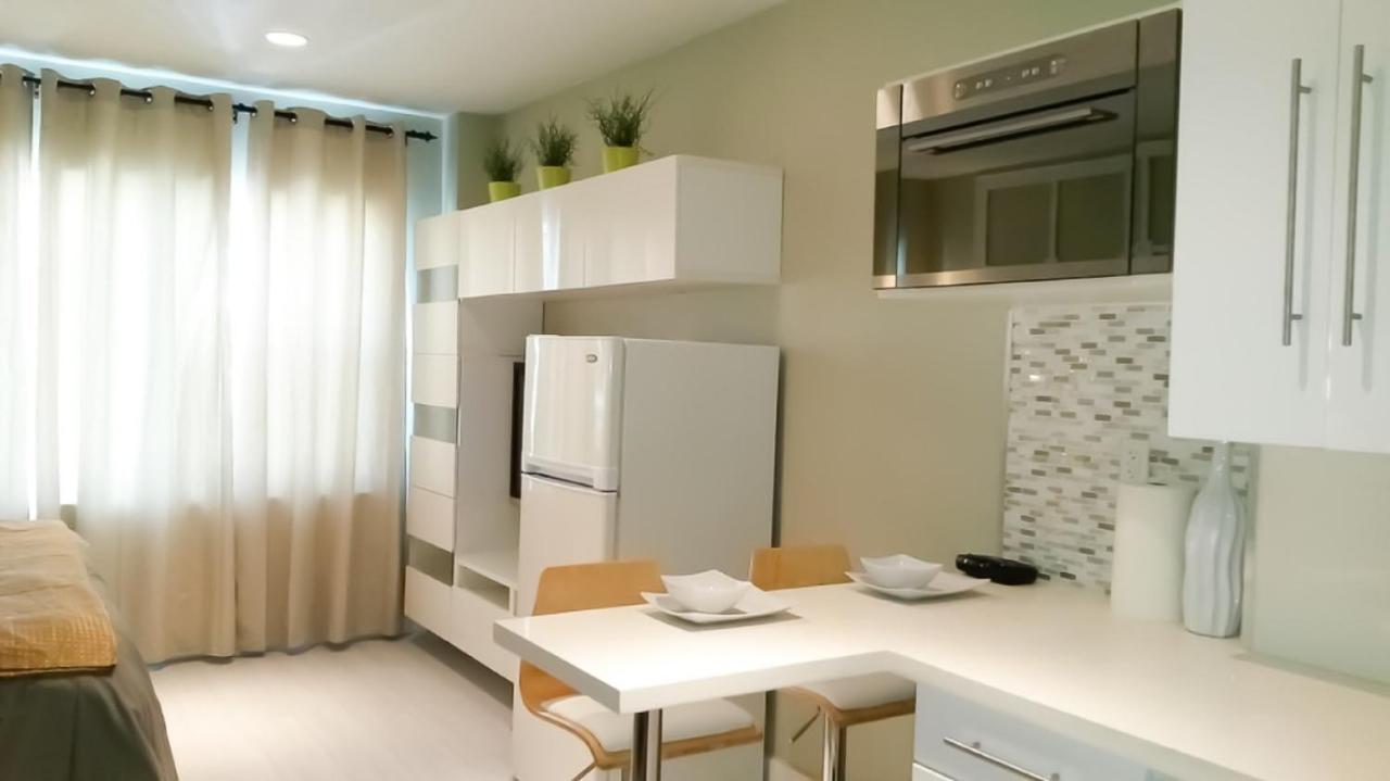 Beachfront Studios Casablanca Rentals Маями Бийч Екстериор снимка