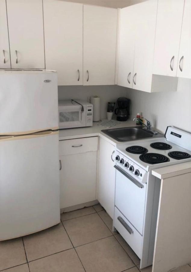 Beachfront Studios Casablanca Rentals Маями Бийч Екстериор снимка